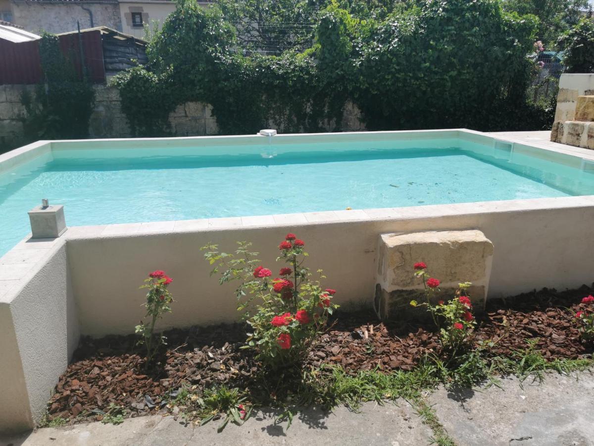 Jolie Villa Avec Piscine Dans Le St Emilionnais Sainte-Terre Exteriér fotografie